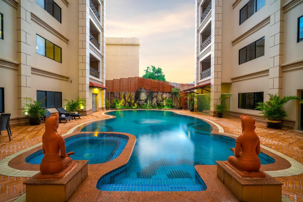 Dragon Royal Angkor Siem Reap Exterior foto