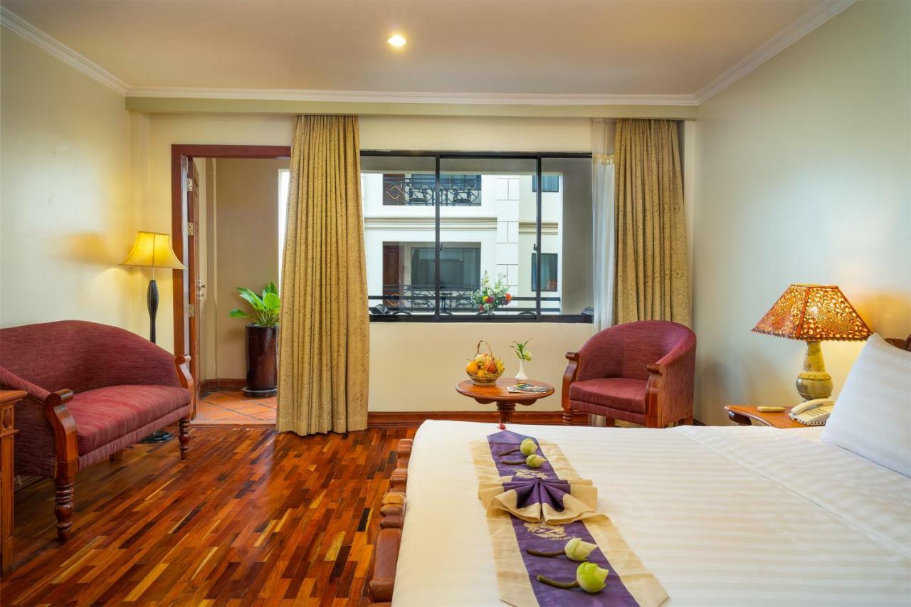 Dragon Royal Angkor Siem Reap Exterior foto